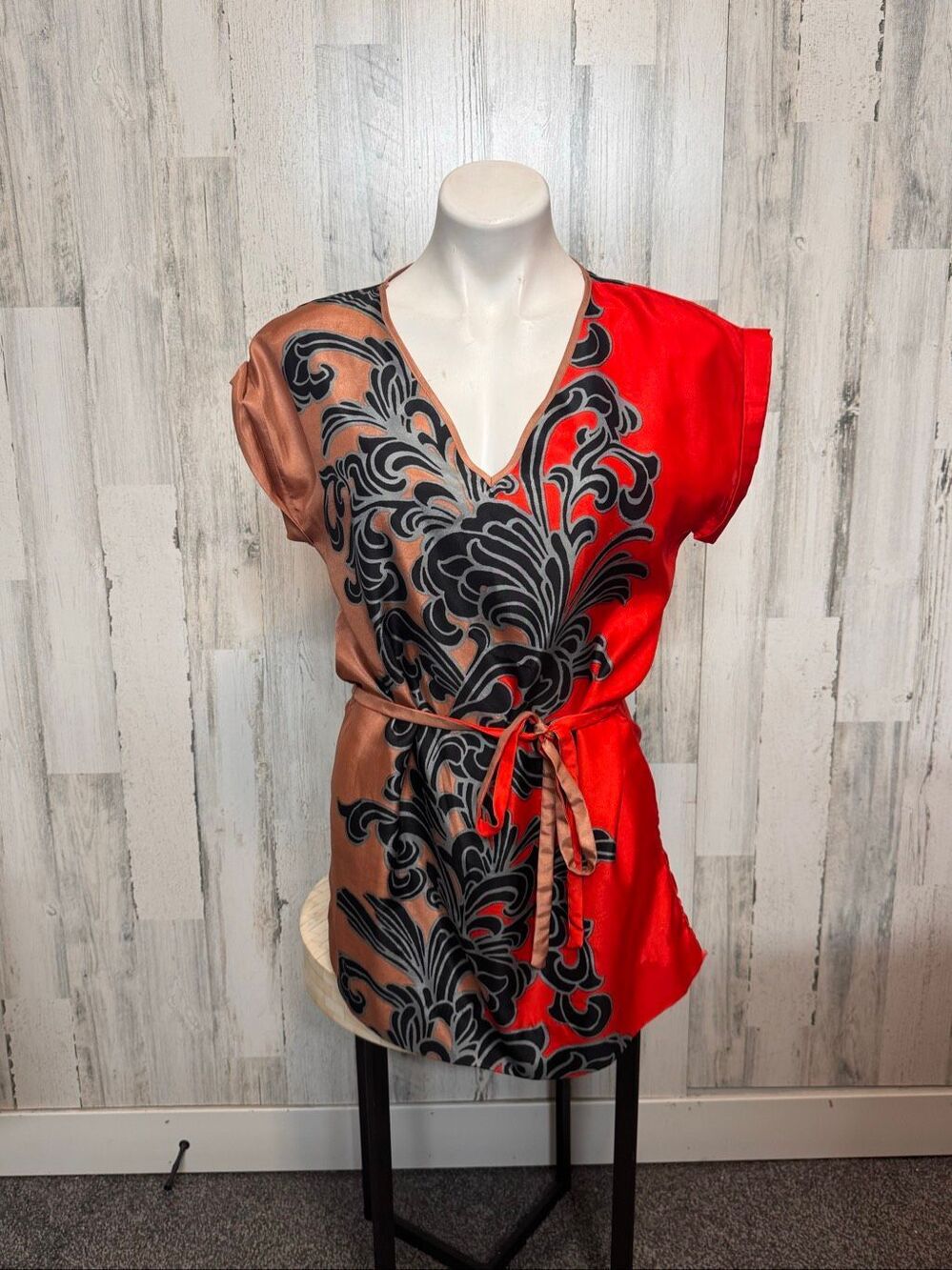 New York & Company Satin Colorblock Damask Kimono Mini Dress Belted Red Gold S